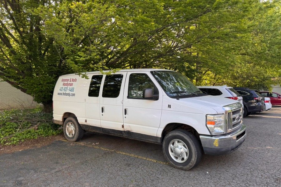 Hammer & Nails Handyman Van